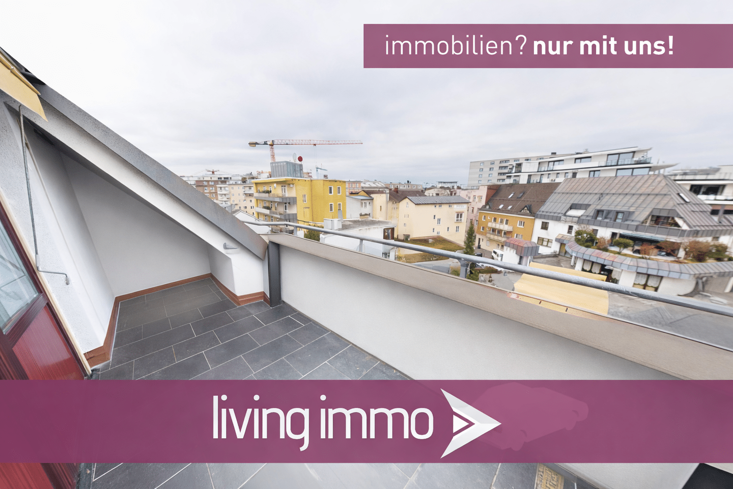 Attraktiver Preis! Zentrale Dachgeschosswohnung in Rosenheim, 83022 Rosenheim (Happing Innenstadt Ost Süd West)