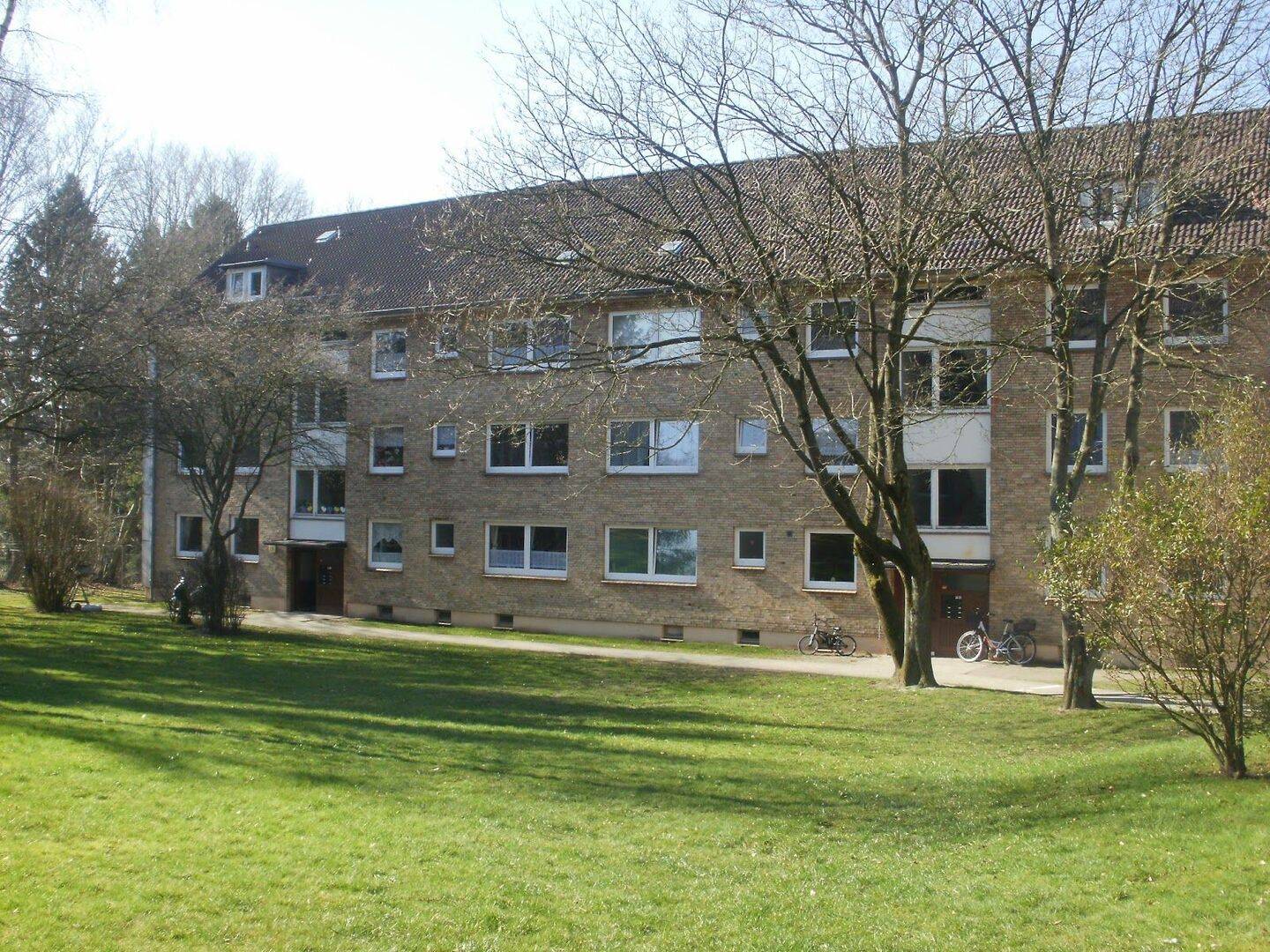 Geräumige 4 Zimmer warten auf ihren neuen Mieter, 24944 Flensburg (Fruerlund Mürwik)