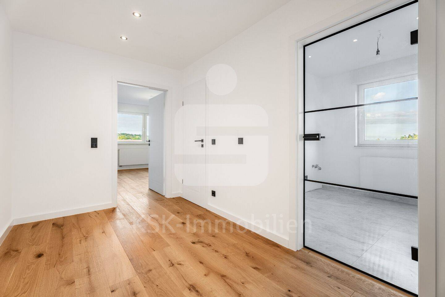 Erstbezug nach Modernisierung , schicke 2-Raumwohnung in Frechen-Königsdorf., 50226 Frechen