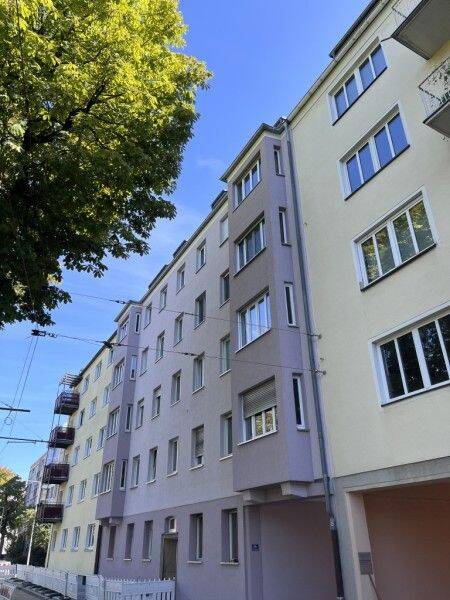 Helle 1-Zimmerwohnung – 3. OG – Einbauküche – Frisch gestrichen – Bezugsfrei – Kein Aufzug, 90489 Nürnberg (Gärten bei Wöhrd Rennweg Veilhof Wöhrd)