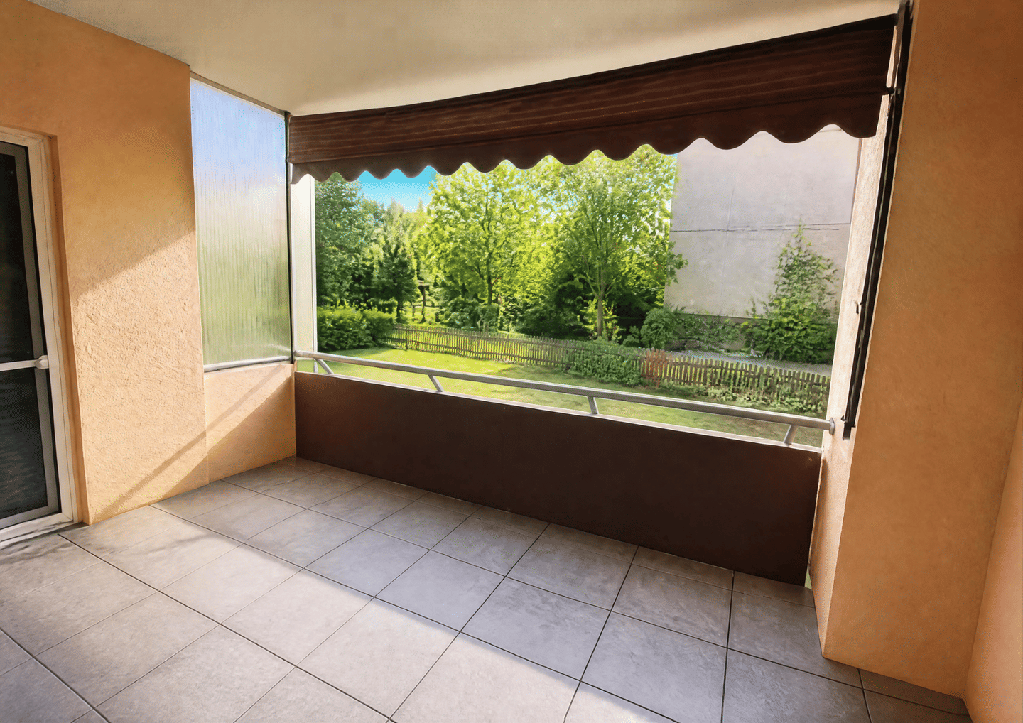 3-Zi., gr. Balkon, EG, 90 m², Duschbad + Gäste-WC, TG-Stellplatz, 38855 Wernigerode
