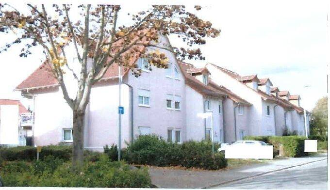 4 Zimmer EG- Wohnung mit 2 Stellplätzen und Terrasse, 68647 Biblis