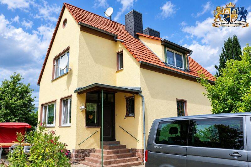 Charmantes Einfamilienhaus auf großem Grundstück stadtnah gelegen, 6118 Halle (Saale)