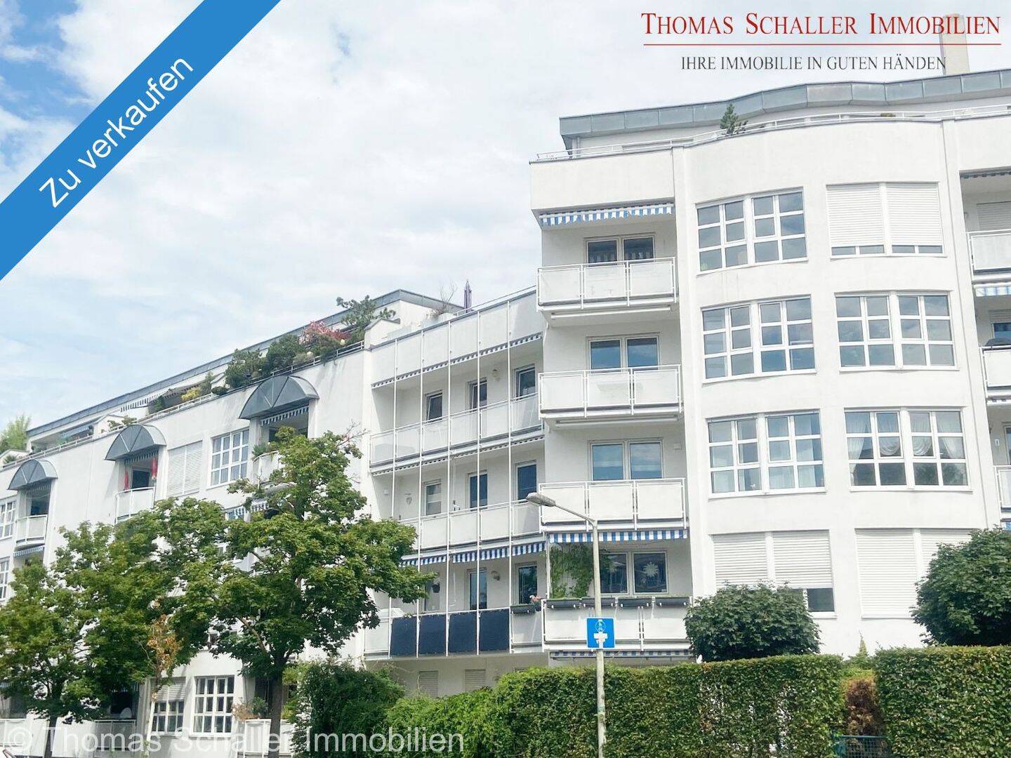 Top 3 Zimmer-Wohnung mit 93 m², EBK , Süd-Balkon, Aufzug und KFZ-Stellplatz in Nürnberg Nord, 90411 Nürnberg