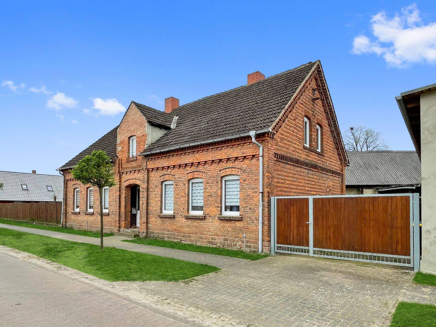 Beginnen Sie Ihr neues Leben in einem charmanten Einfamilienhaus mit charakteristischen Backsteinen!, 39638 Calvörde