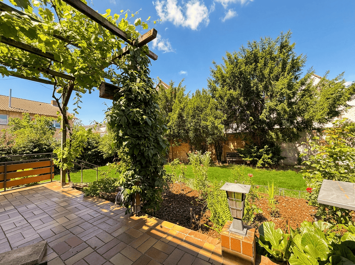 Freistehendes Familienhaus mit großem Garten, 67117 Limburgerhof