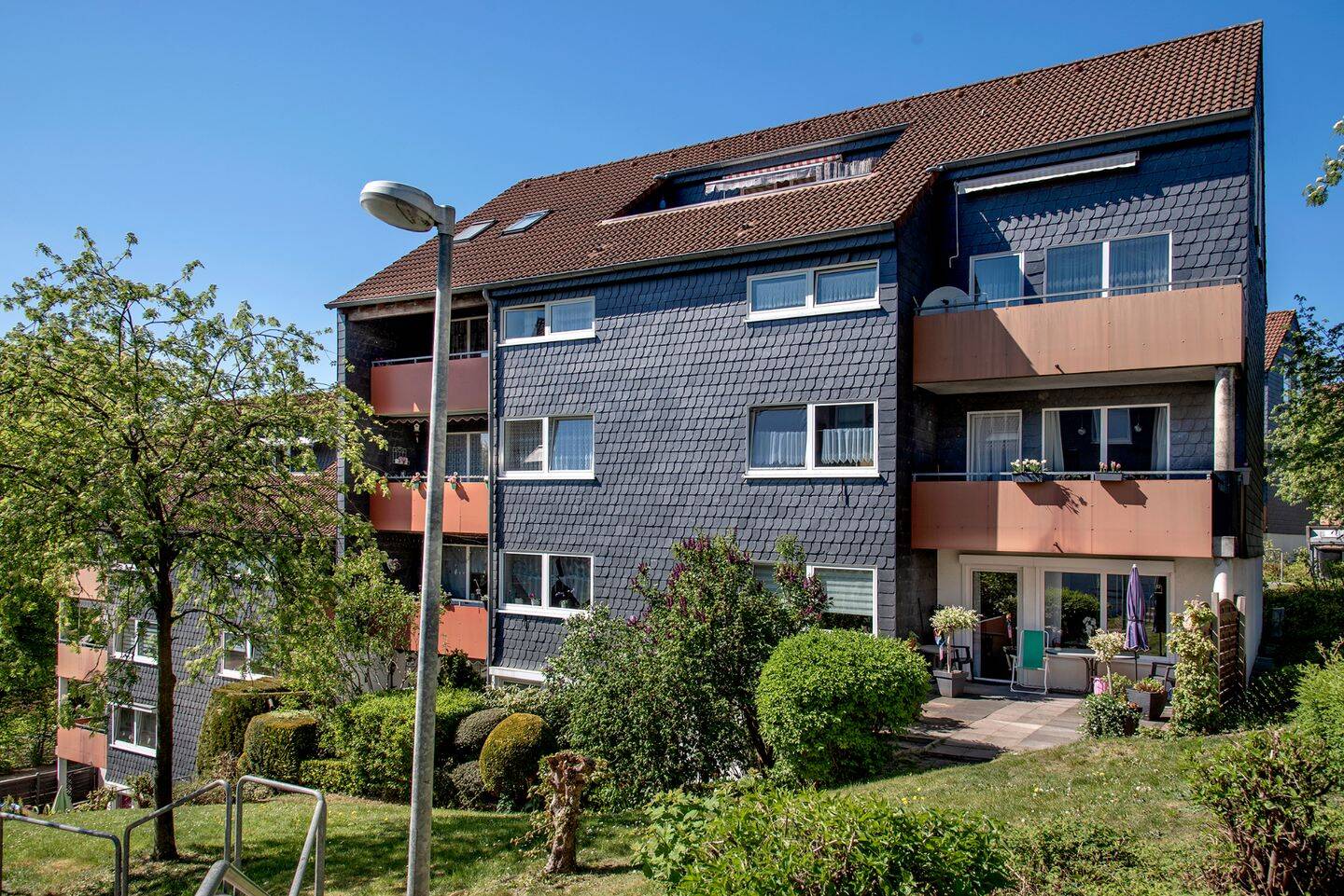 Großzügiges Wohnen mit privater Dachterrasse, 42857 Remscheid (Innen Nord Süd West)