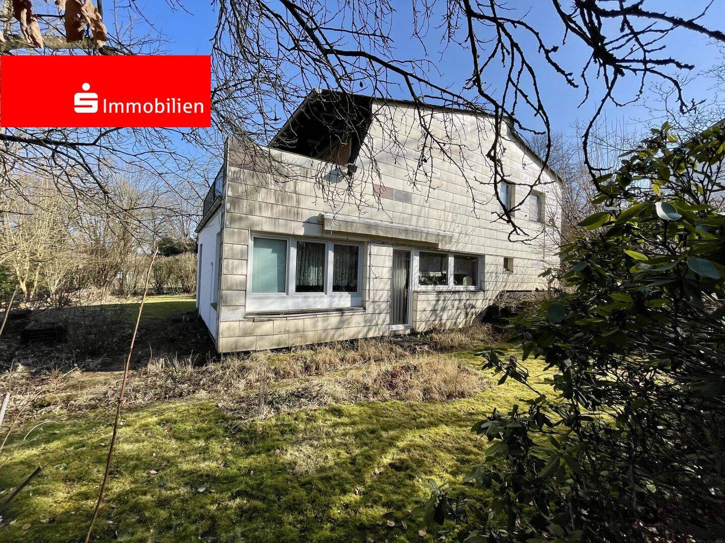 Charmantes Einfamilienhaus auf Erbbaugrundstück – zentrale und dennoch ruhige Lage!, 35066 Frankenberg (Eder)