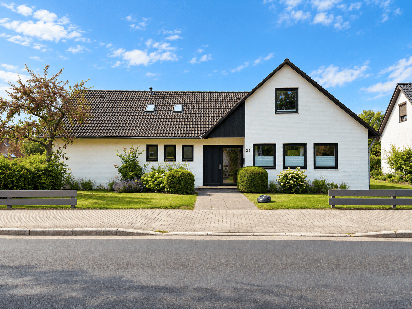 Freistehendes Einfamilienhaus mit viel Platz und sonnigem Grundstück, 23909 Ratzeburg