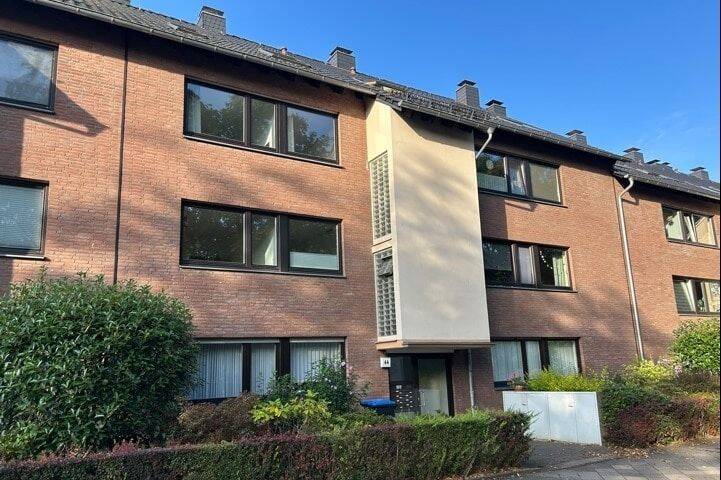 Gut aufgeteilte 3-Zimmer-Wohnung mit großem Sonnenbalkon und TG-Stellplatz in gefragter Wohnlage!, 40593 Düsseldorf (Benrath Garath Urdenbach)