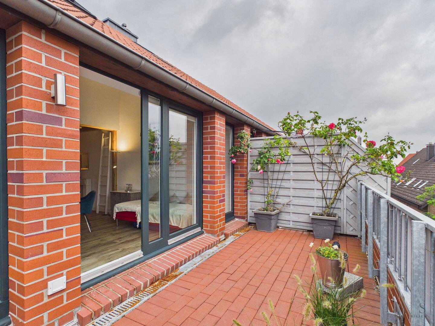 Nur ca. 15 Min. zur Uni: Traum-Maisonette mit Dachterrassen-Flair & TG-Stellplatz, 33824 Werther (Westf.)