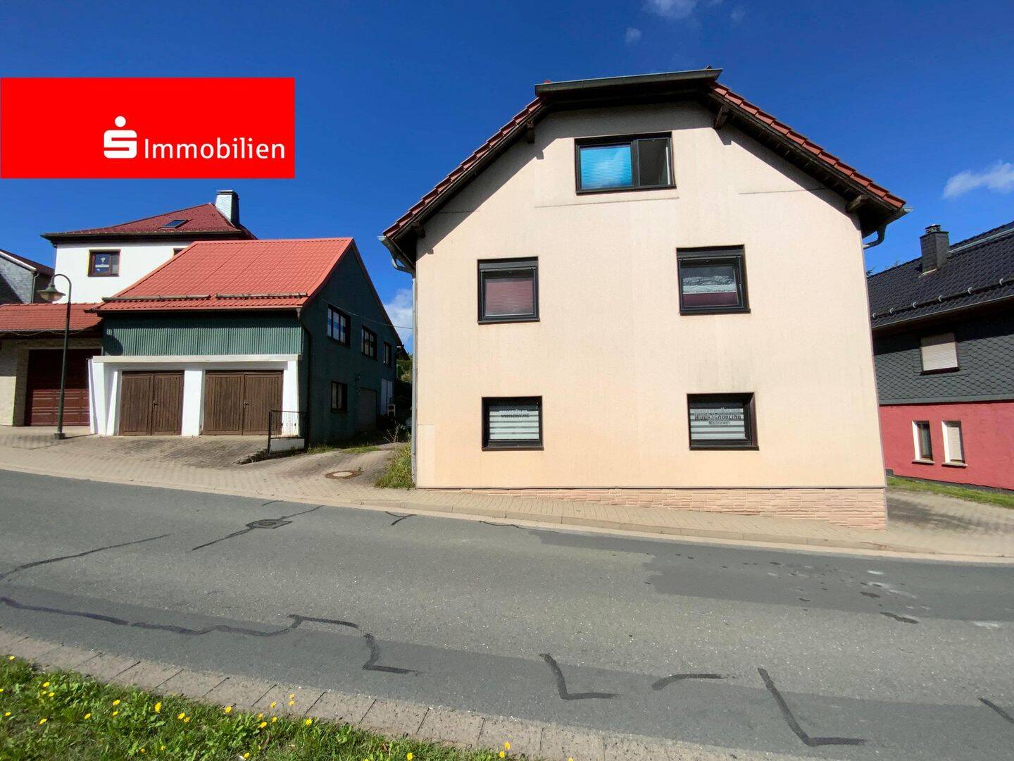 Geräumiges Wohnhaus mit Scheune und großem Grundstück, 7426 Königsee