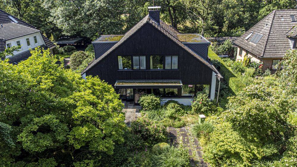 Großzügige Villa in sehr ruhiger Lage, 22359 Hamburg (Wandsbek Bergstedt Rahlstedt Volksdorf)