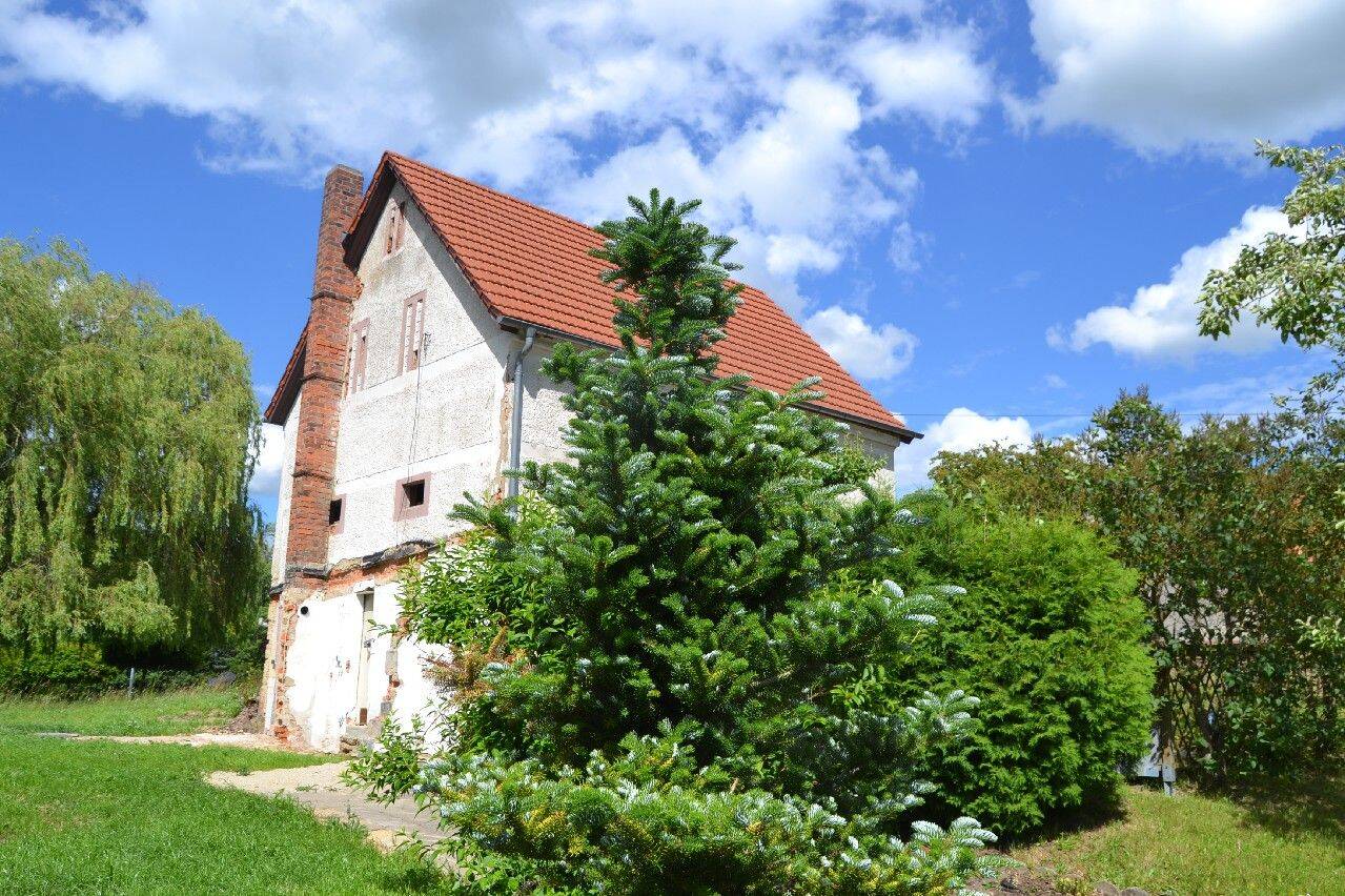 Grundstück mit Scheune und zwei Garagen, 4618 Langenleuba-Niederhain