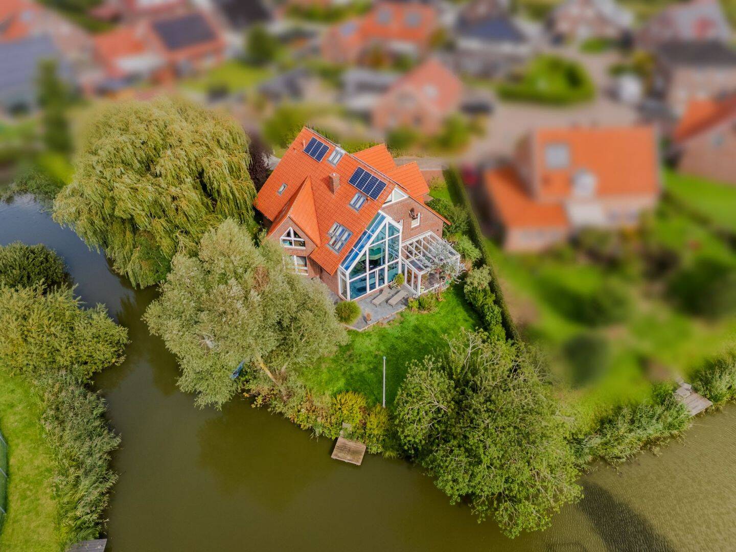 Großzügiges Familiendomizil am Kanal – Viel Raum und Entfaltungsmöglichkeiten für die ganze Familie, 26736 Krummhörn