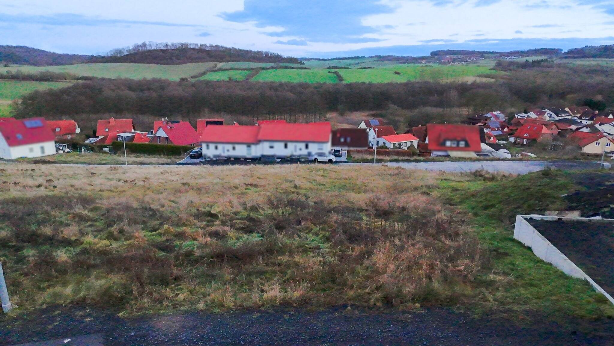Erschlossenes Baugrundstück mit Panoramablick im Neubaugebiet von Adelebsen, 37139 Adelebsen