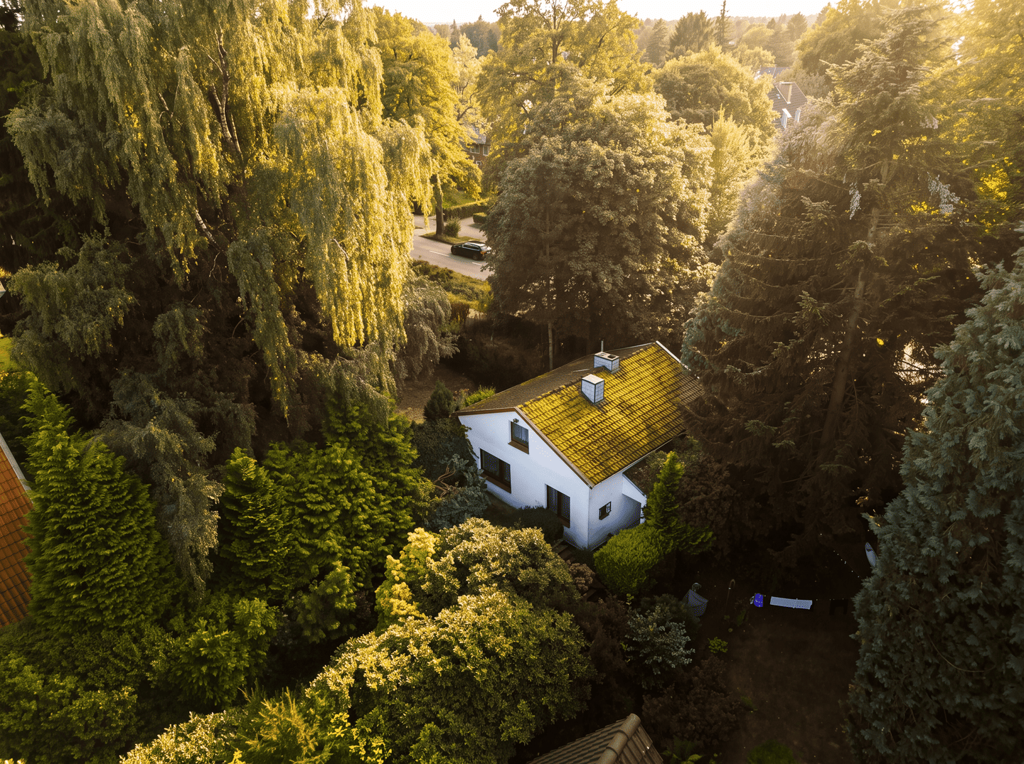Neues Kapitel auf wertvollem Grund – Attraktives Baugrundstück mit Altbestand in Schnelsen, 22457 Hamburg (Eimsbüttel Eidelstedt Niendorf Schnelsen)