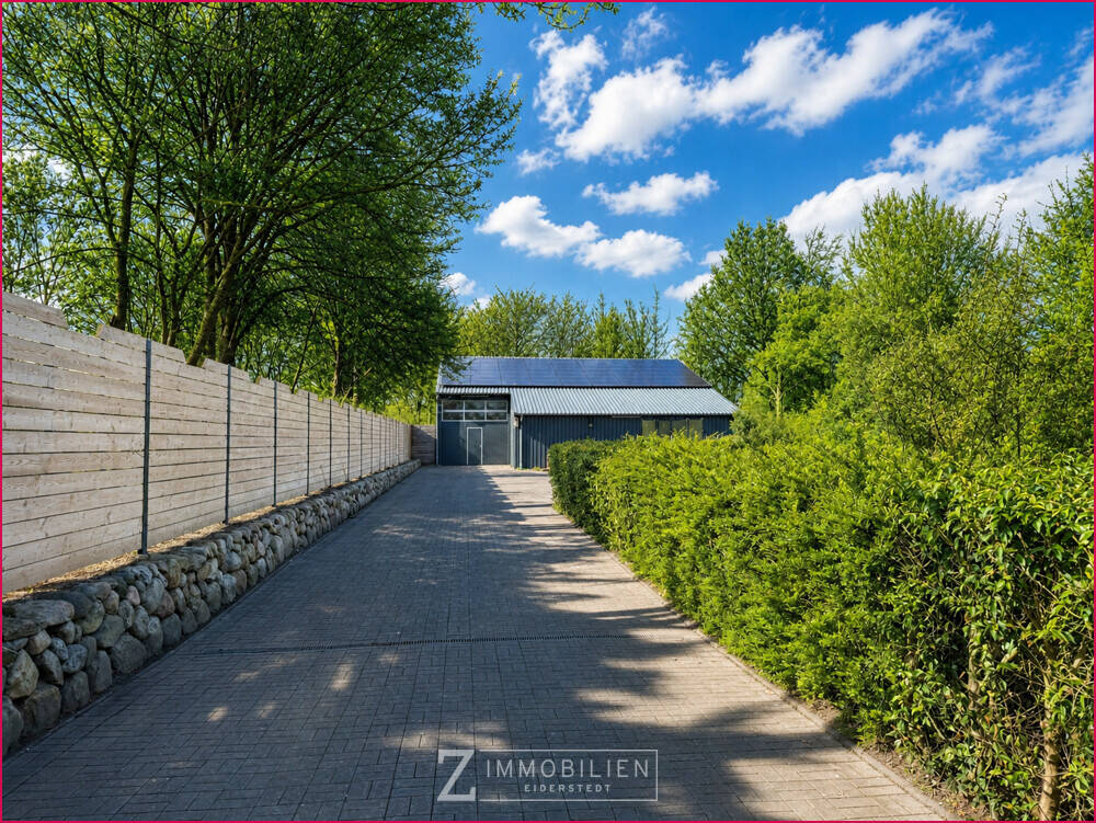 Moderne Halle trifft Bauplatz in naturnaher Lage, 25878 Drage