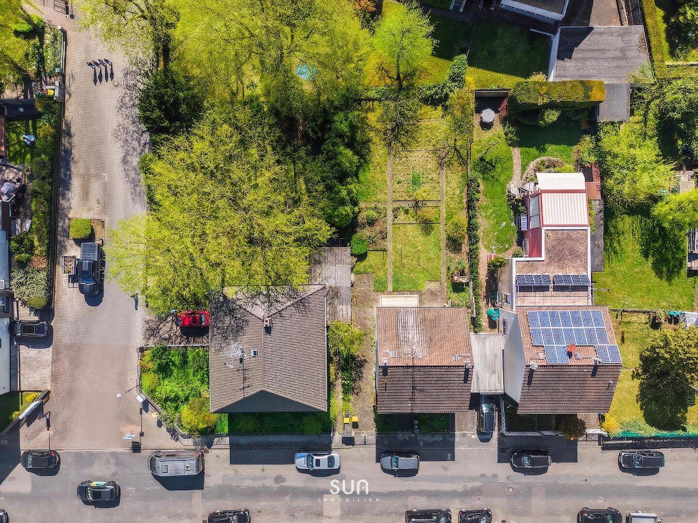 STARKES GRUNDSTÜCK, NEUE IDEEN – Abrisshaus in gefragter Lage mit viel Potenzial, 63073 Offenbach am Main (Bieber)