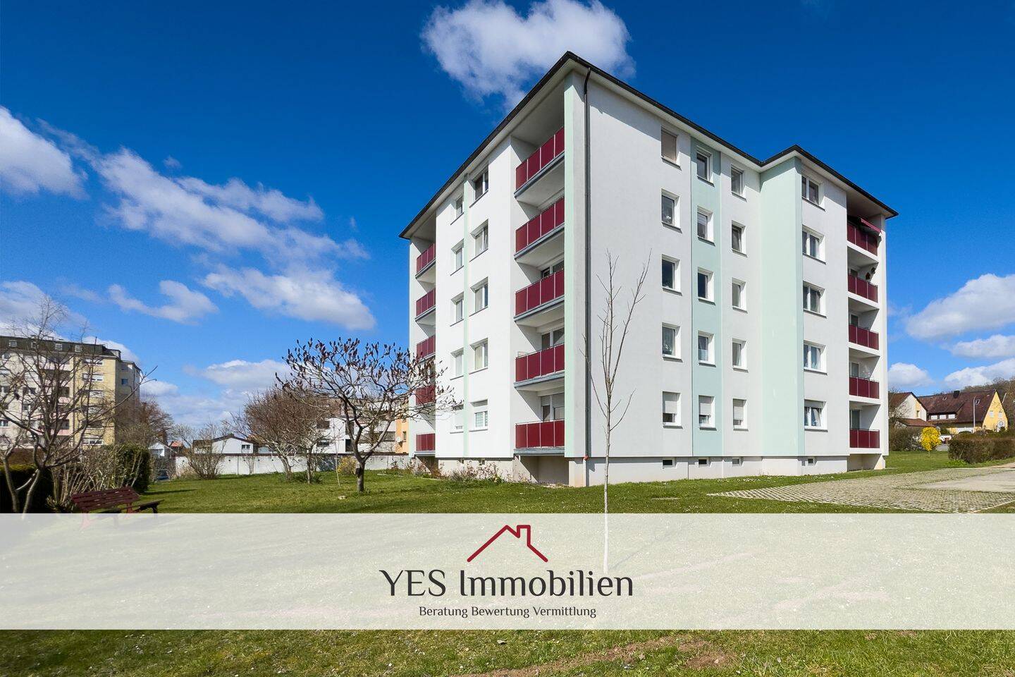 Großzügige 4-Zimmer-Mietwohnung mit Süd-Loggia in zentraler Lage von Gunzenhausen, 91710 Gunzenhausen