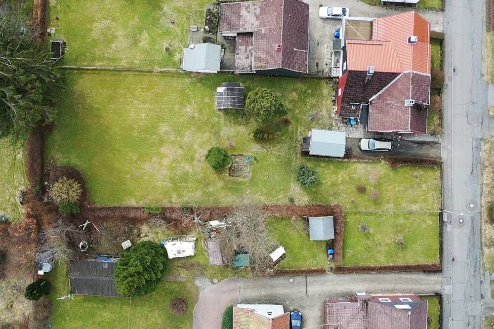 Schönes Baugrundstück in zweiter Reihe im OT Zellerfeld mit 805 m², 38678 Clausthal-Zellerfeld