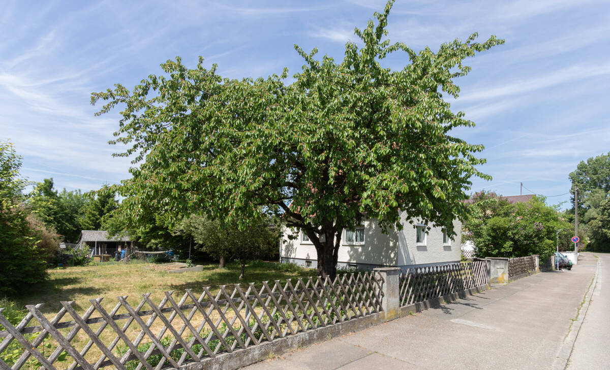 Bauplatz für 3-Reihenhäuser oder 5-Familienhaus in Manching, 85077 Manching