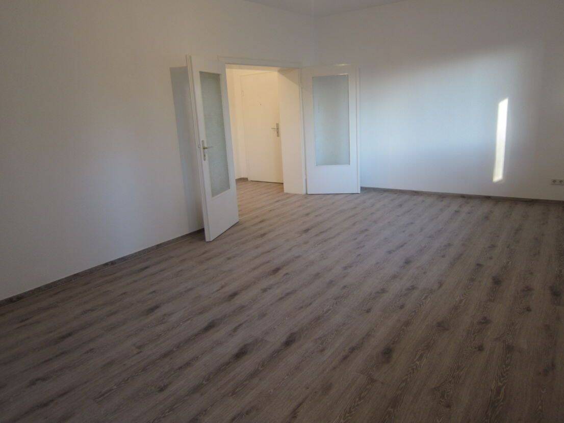 Top 2 1/2 Zimmer Wohnung mit Gartennutzung, 47169 Duisburg (Aldenrade Fahrn Marxloh Röttgersbach Wehofen)