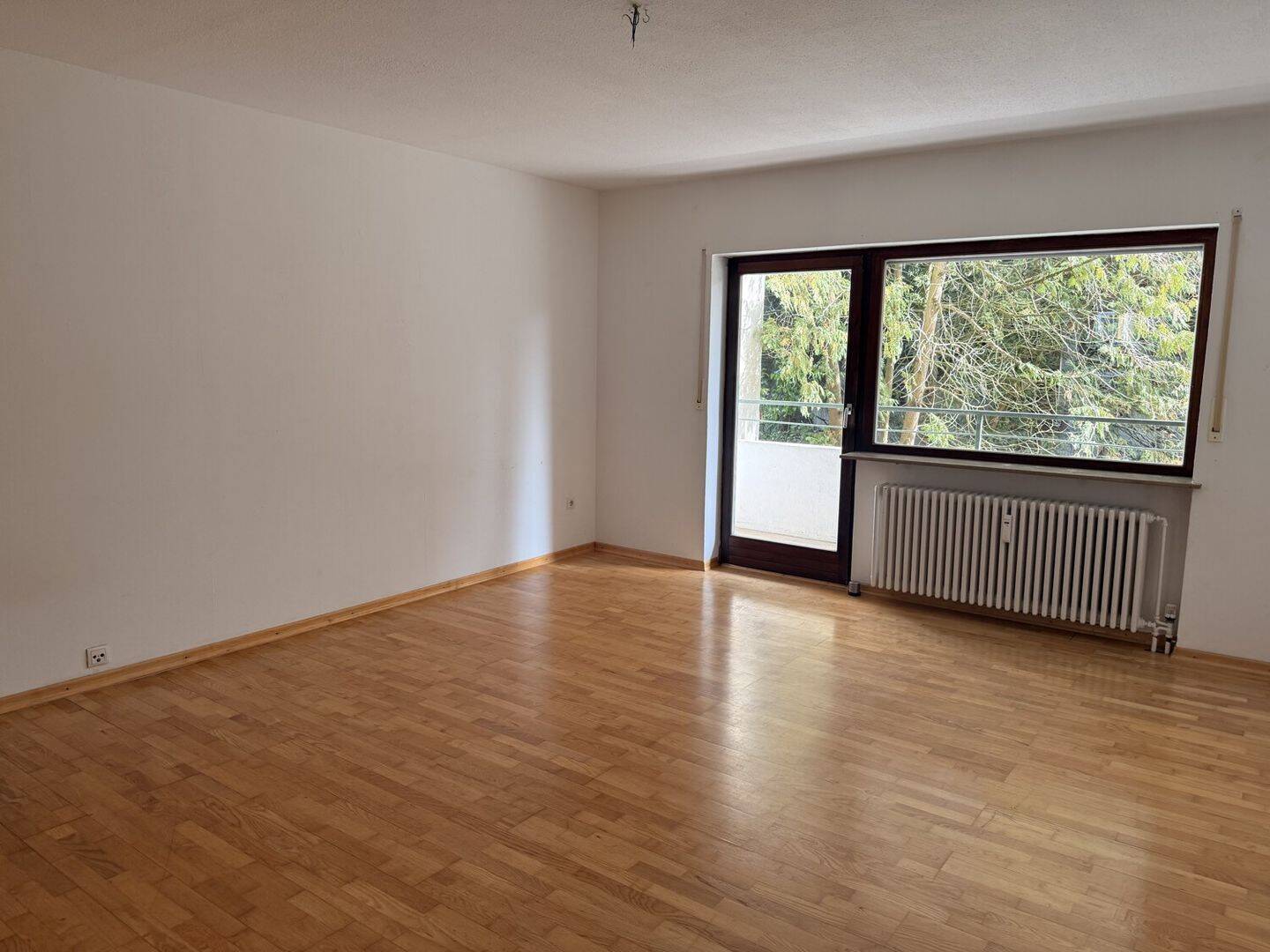 1- Zimmer- Wohnung am Hofgarten, 95444 Bayreuth (Altstadt City Gartenstadt Kreuzstein Neue Heimat)