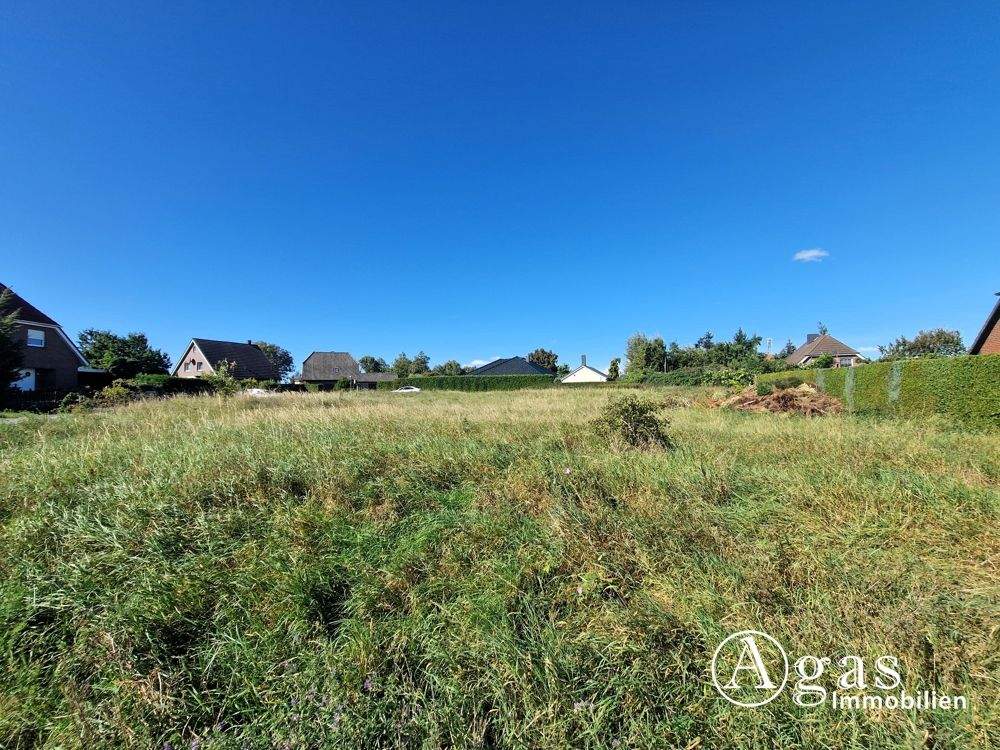Attraktives bauträgerfreies Grundstück in Teschendorf / Burg Stargard ca. 902m² groß, 17094 Burg Stargard