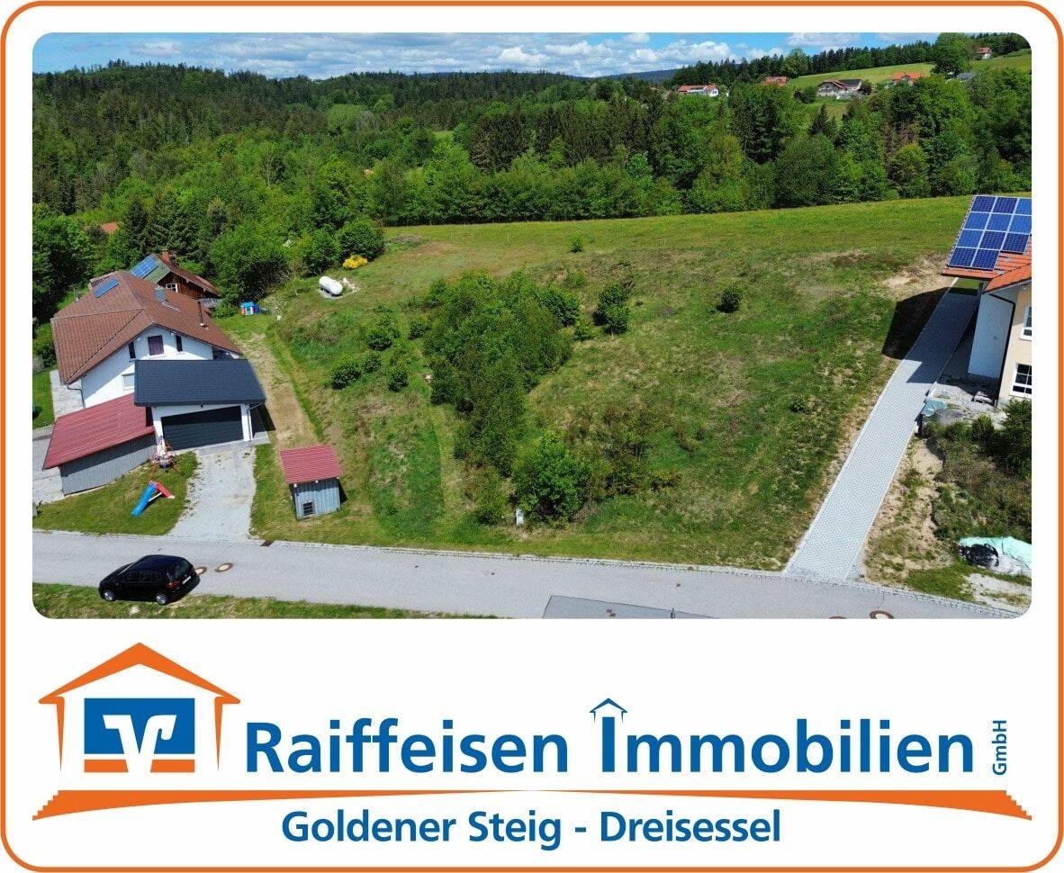 Baugrundstück mit Baugenehmigung – sofort bebaubar, sonnige Südhanglage mit Dreisesselblick, 94089 Neureichenau