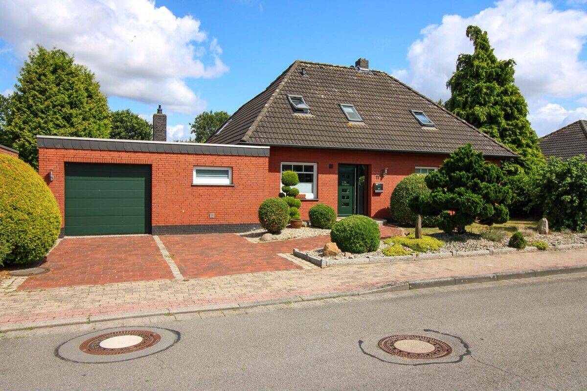 Ruhe & Platz für die ganze Familie: 6-Zimmer Haus mit Kamin, Garage, Gartenhütte und neuer Heizung!, 49688 Lastrup