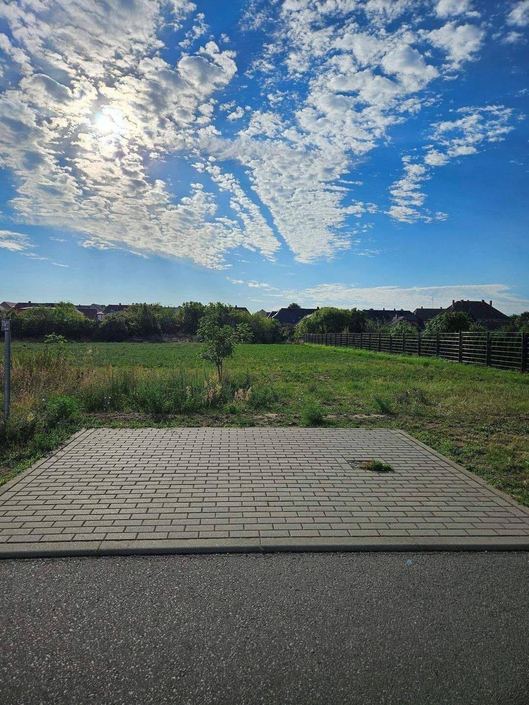 Bauen Sie sich Ihr neues Zuhause – ohne Kompromisse. Auf Wunsch auch EINGEZÄUNT!, 4931 Mühlberg/Elbe
