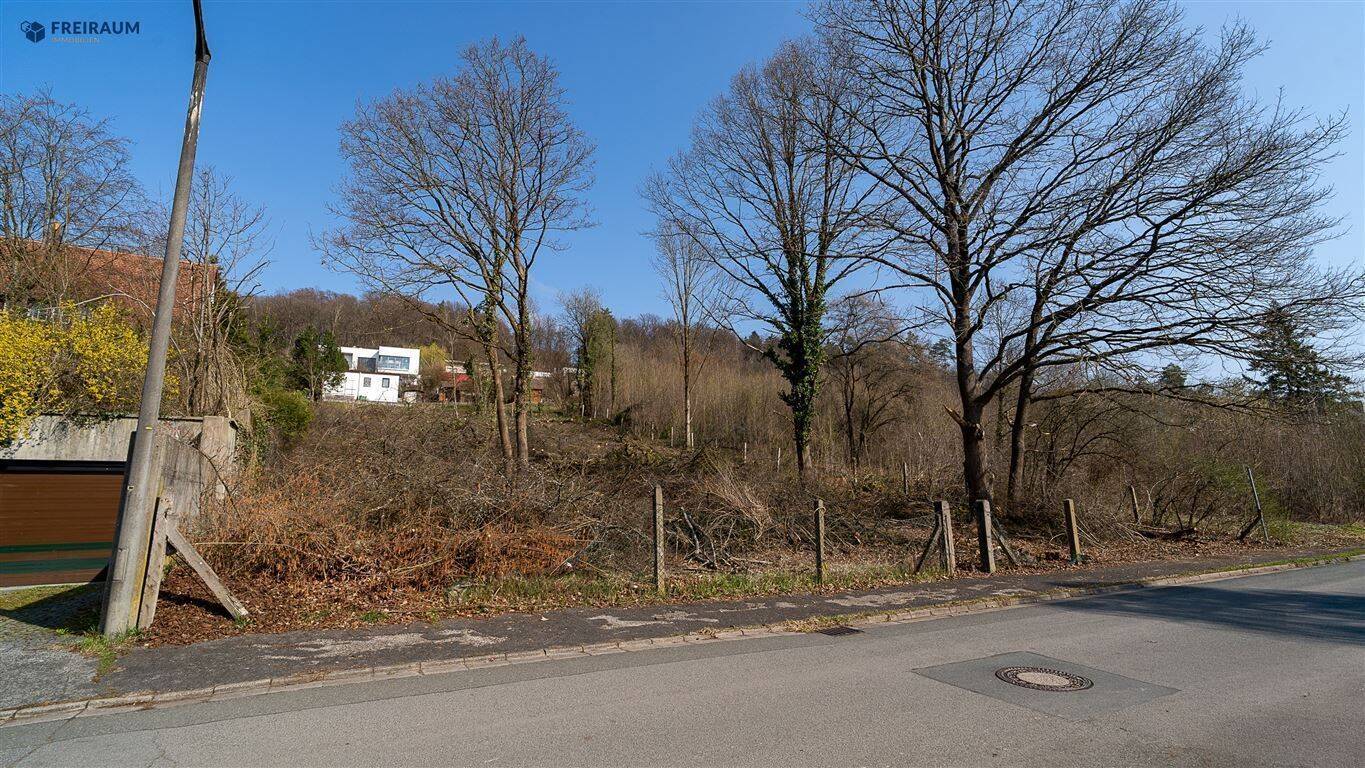 Attraktives Hanggrundstück in begehrter Wohnlage von Rückersdorf, 90607 Rückersdorf
