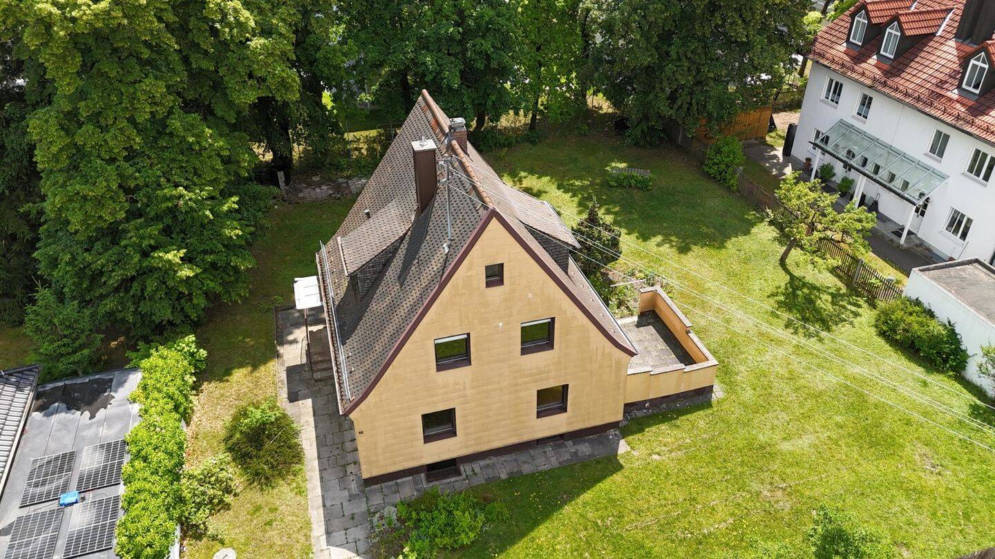 Ruhig gelegenes Grundstück für ein Einfamilienhaus in Toplage von München Neubiberg, 85579 Neubiberg