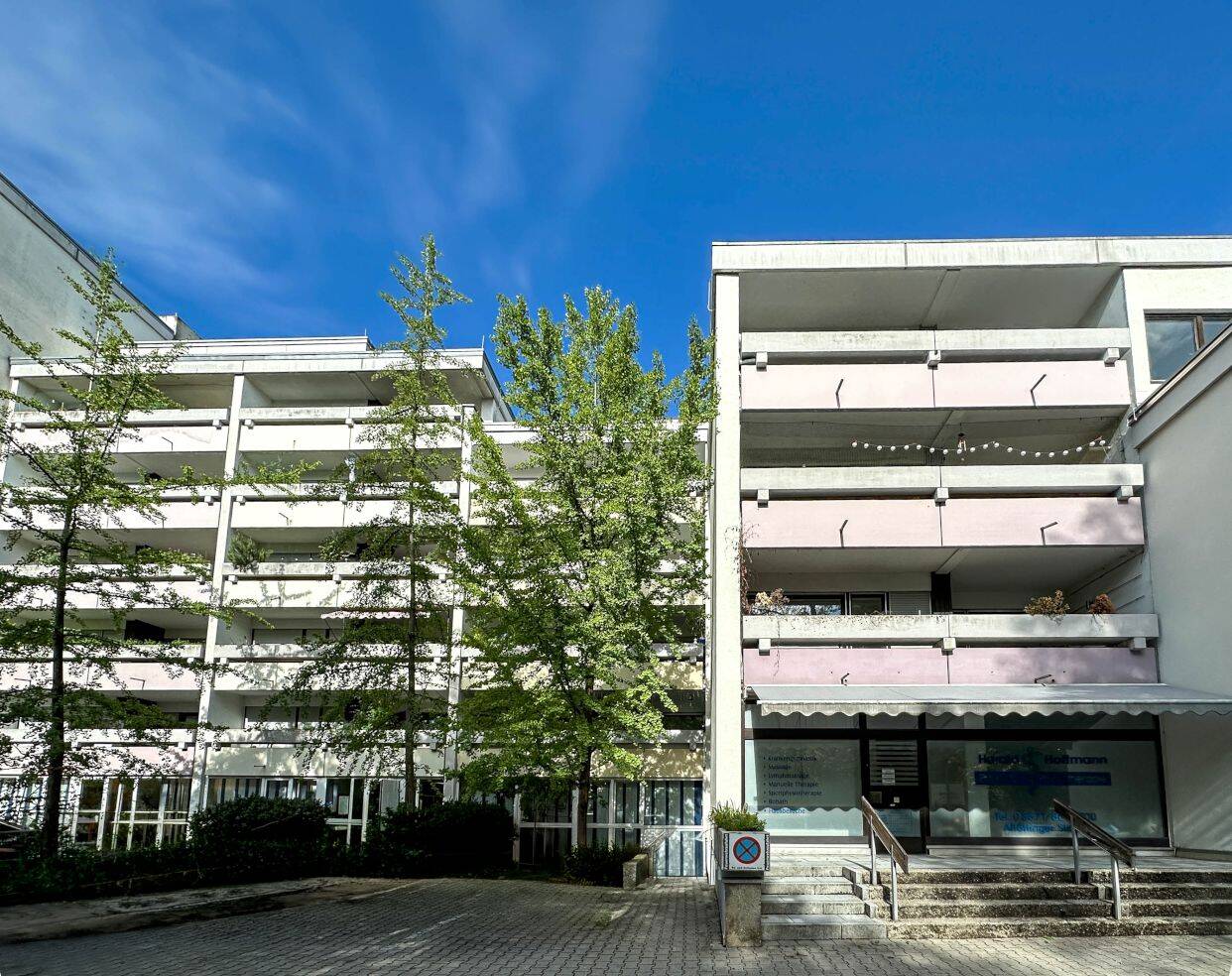 Großzügige Eigentumswohnung mit zwei Balkonen, 84524 Neuötting