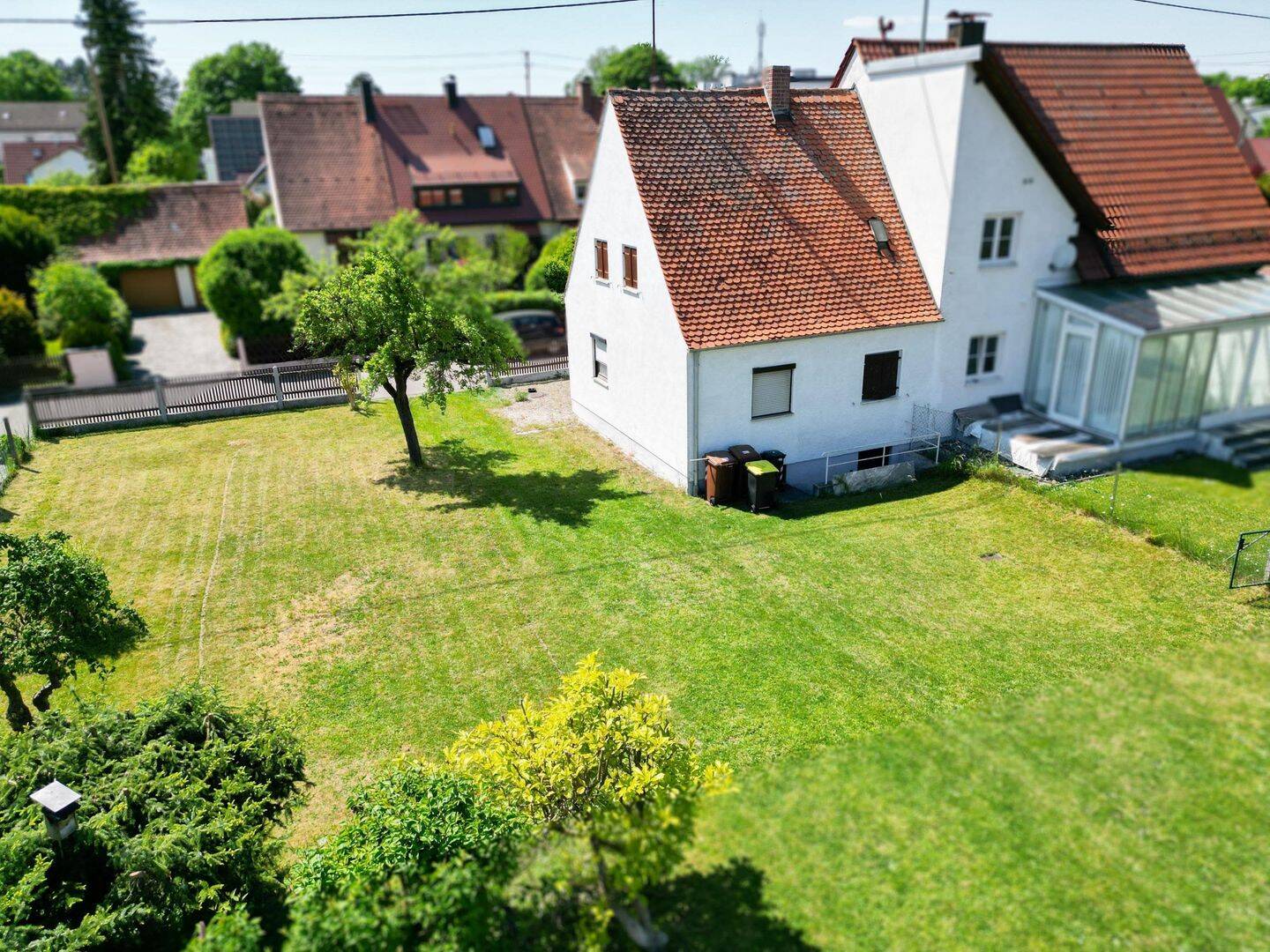 Attraktives und ruhiges Grundstück mit Altbestand in Gersthofen!, 86368 Gersthofen