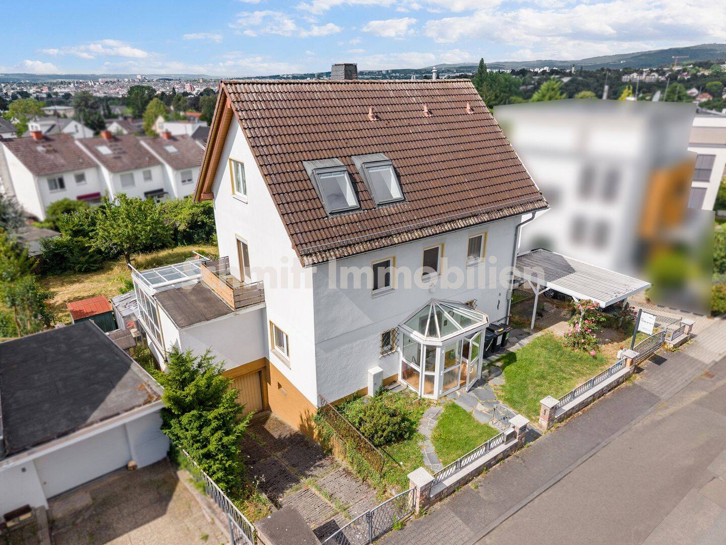 Weitblick über Wiesbaden: Freistehendes Einfamilienhaus mit großem Garten in Sonnenberg, 65191 Wiesbaden (Bierstadt Sonnenberg Wiesbaden)
