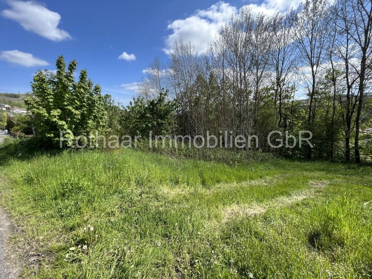 Grundstück in sonniger Lage von Bad Berleburg-Schwarzenau, 57319 Bad Berleburg