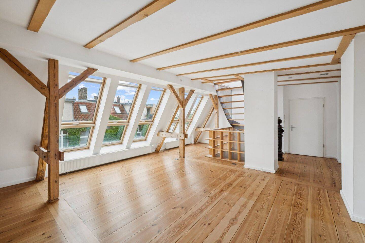 Wohnen mit Weitblick: 4-Zimmer-Maisonette mit Dachterrasse, 12167 Berlin (Steglitz-Zehlendorf Steglitz)