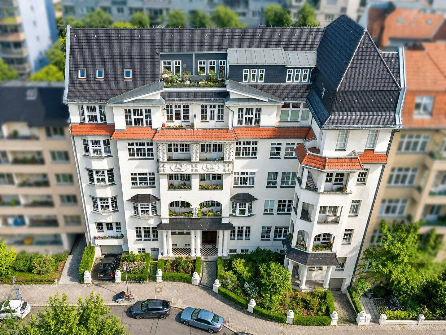 West-Balkon, Aufzug, XXL-Einzelgarage in Parknähe vom Rathaus-Schöneberg-Kiez, 10825 Berlin (Tempelhof-Schöneberg Schöneberg Wilmersdorf)