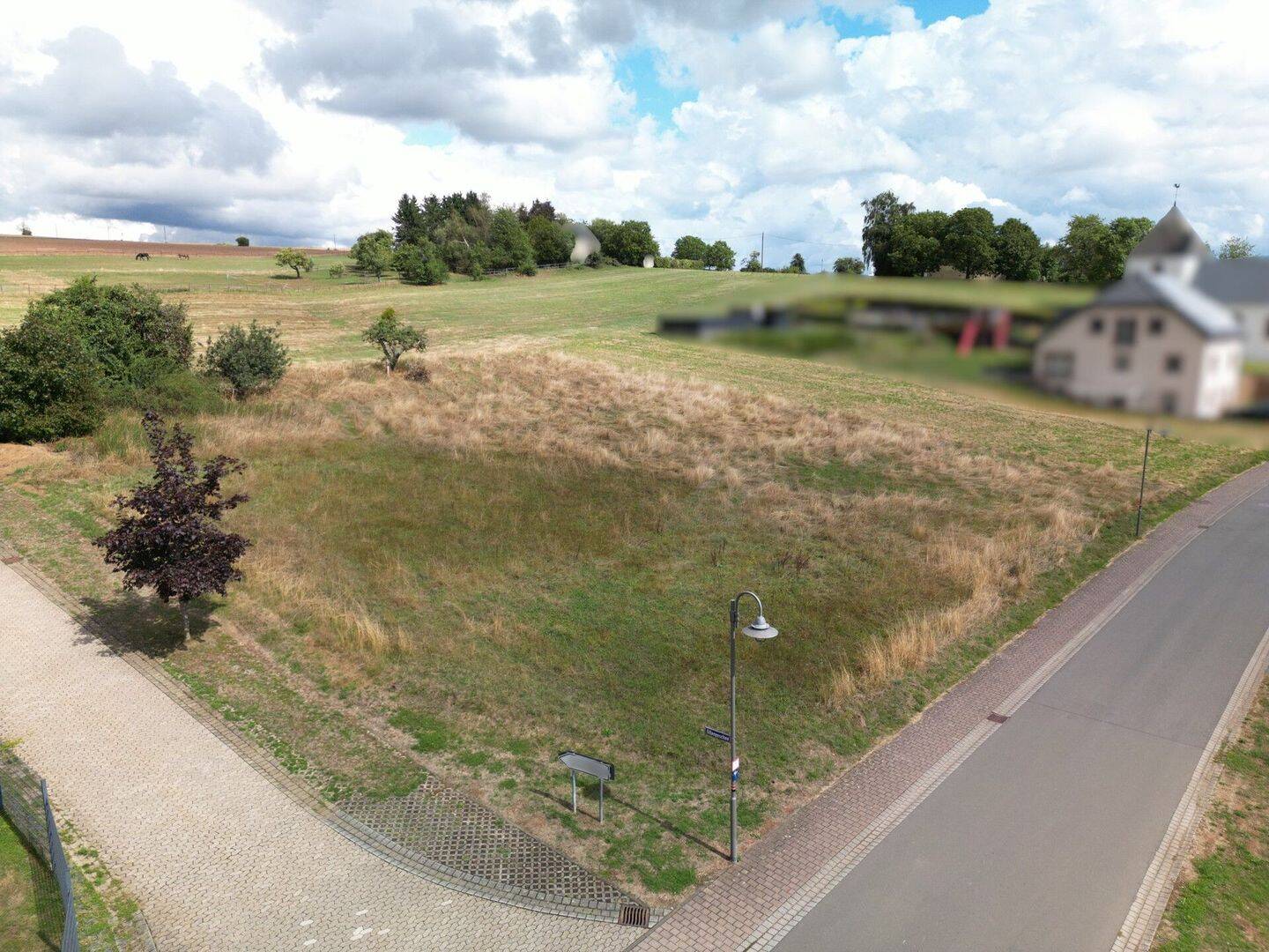 Bauen in ruhiger Ortsrandlage I Platz für die ganze Familie I Mischgebiet – vieles ist möglich!, 54636 Oberweiler