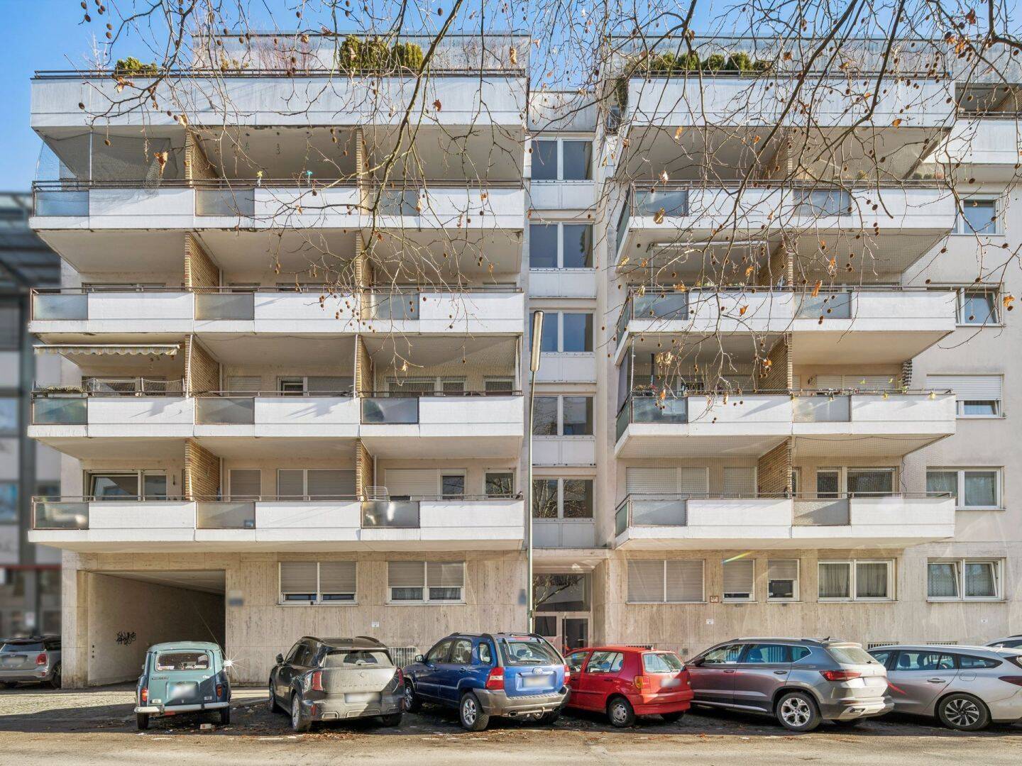 2-Zi.-ETW mit außergewöhnlich großer Terrasse in Isarnähe – urbanes Wohnen in München-Sendling, 81369 München (Sendling Sendling-Westpark Thalk. Obersendl.-Forsten-Fürstenr.-Solln)