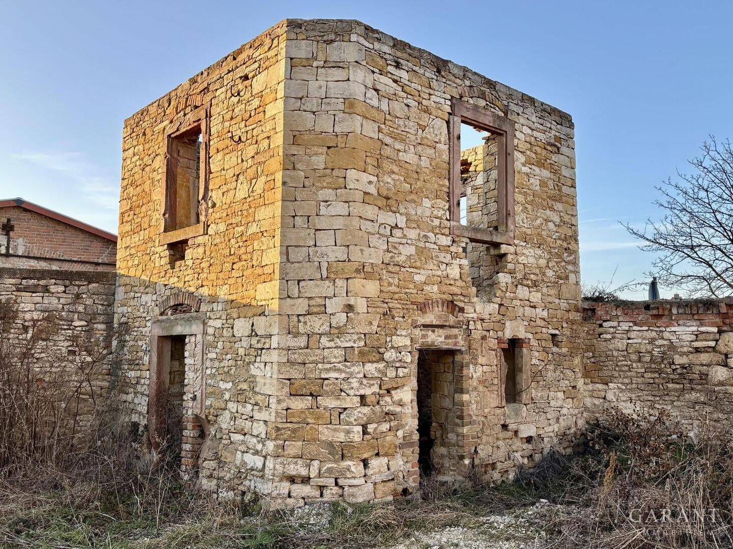 Baugrundstück mit historischem Turm – Denkmalschutz Juwel!, 6246 Bad Lauchstädt