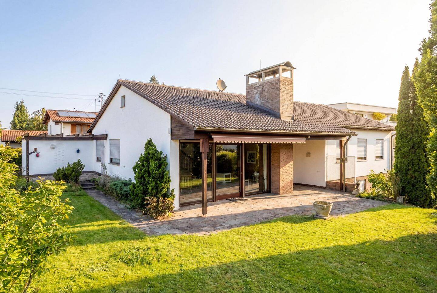 Traumhaftes Einfamilienhaus mit Einliegerwohnung!, 86415 Mering