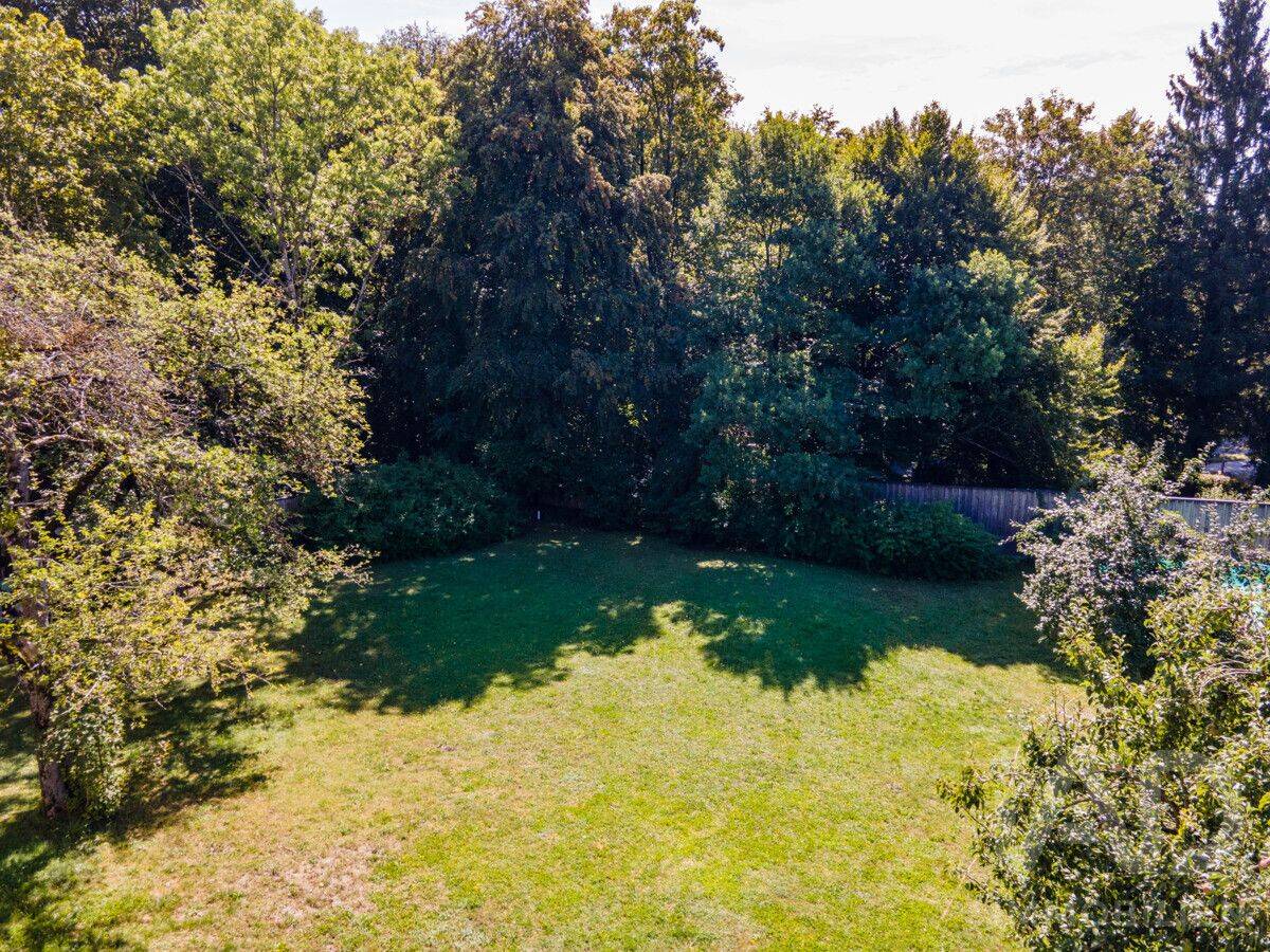 Baugrundstück mit positivem Vorbescheid – vielseitige Möglichkeiten in Hohenschäftlarn, 82069 Schäftlarn