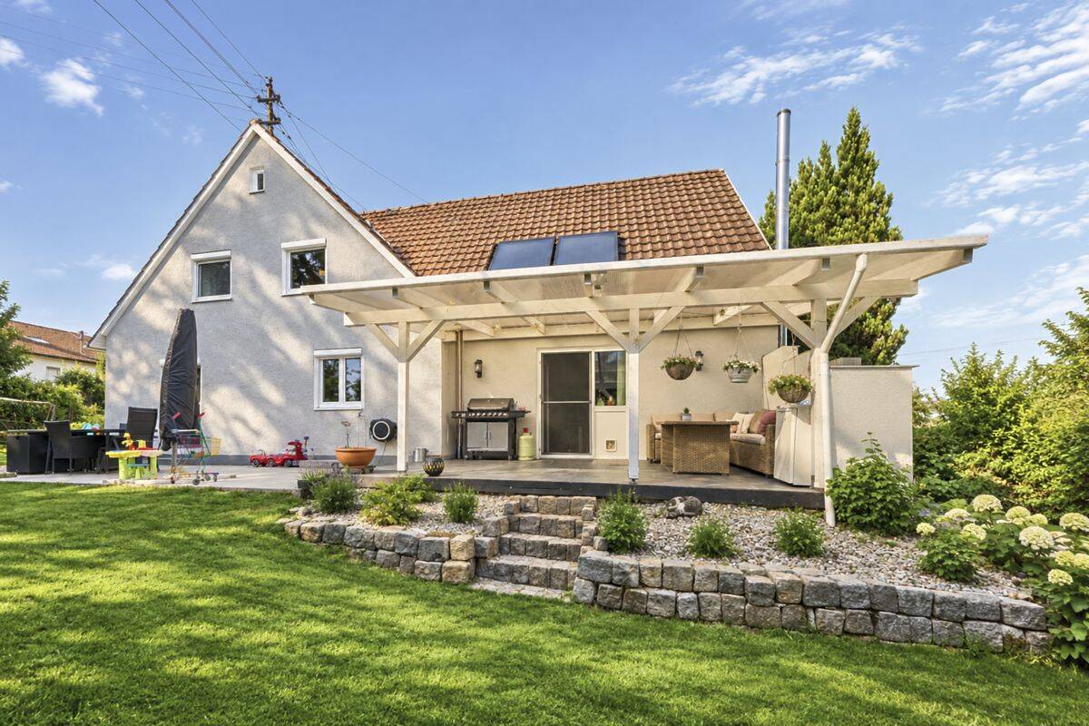 Großzügiges & modernes Familienhaus mit großem Garten in ruhiger Ortsrandlage von Fischach / Siegertshofen, 86850 Fischach