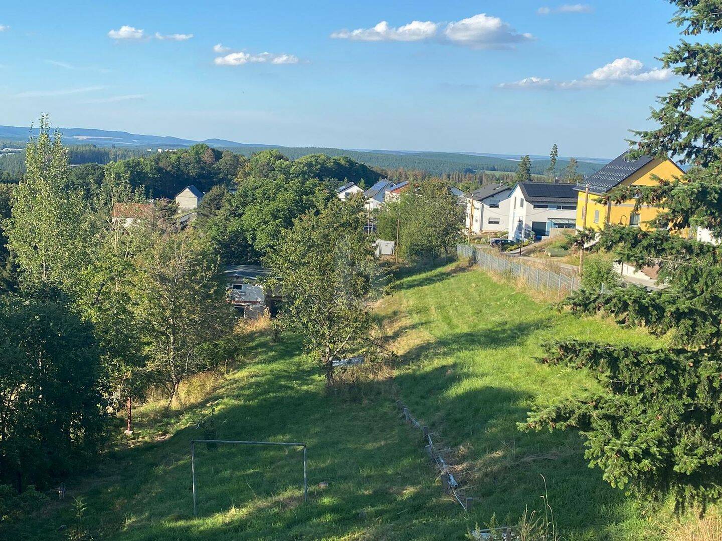 TRAUMGRUNDSTÜCK MIT UNVERBAUBAREM BLICK, 98693 Ilmenau