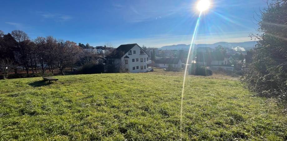 Sonniges Traumgrundstück in herrlicher Aussichtslage von Reutlingen – ideal für Geschosswohnungsbau, 72760 Reutlingen