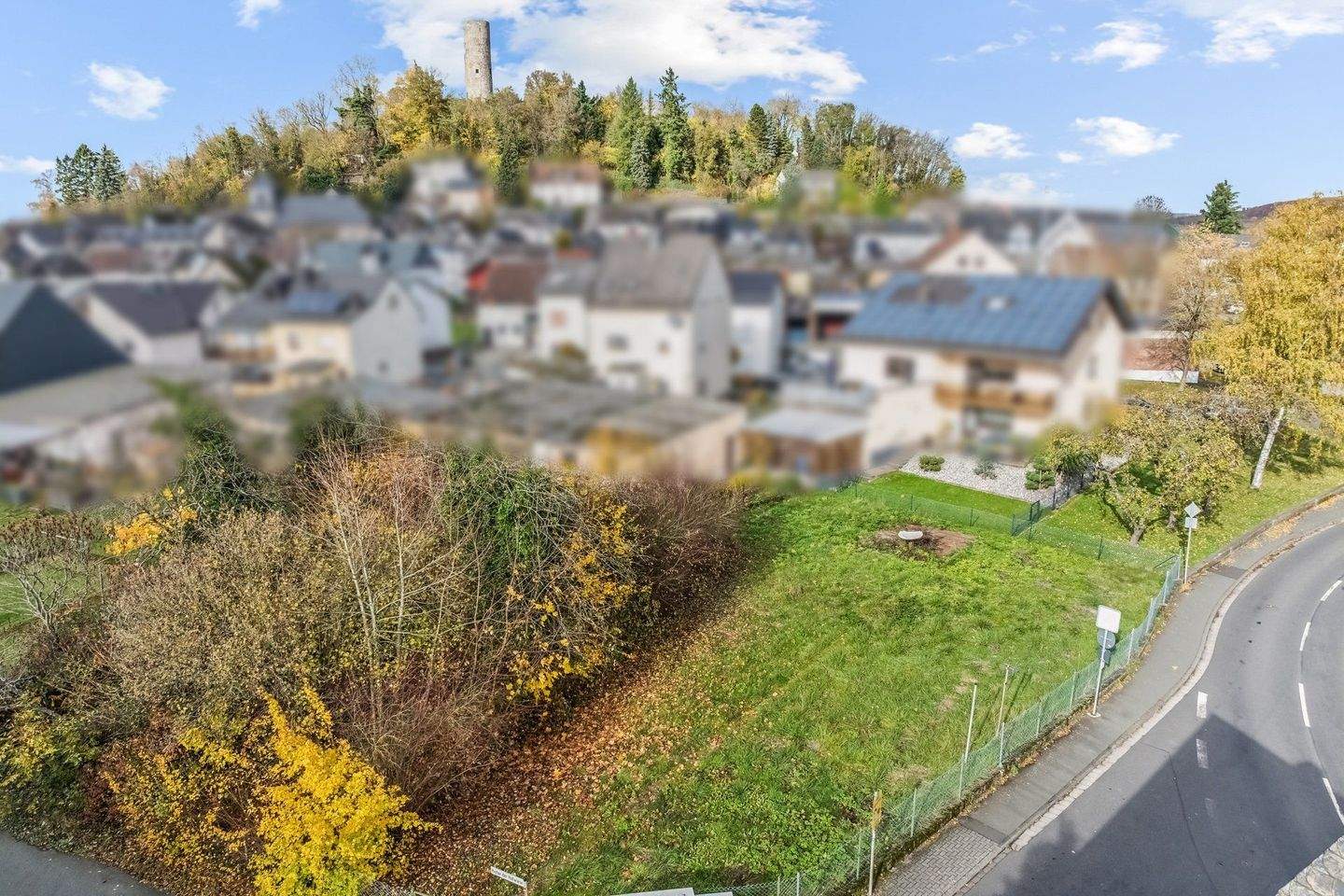 Baugrundstück mit genehmigter Planung in zentraler Lage von Merenberg, 35799 Merenberg