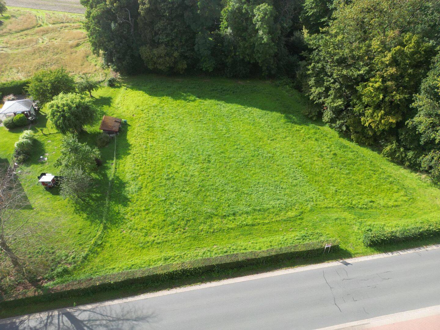 Charmantes Baugrundstück in ruhiger Lage beim Kriegerdenkmal, 31691 Helpsen